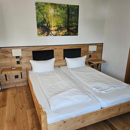 Hotel & Restaurant Tanne 피스친겐 외부 사진